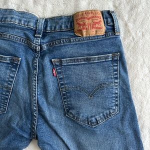Men’s Levi’s med wash